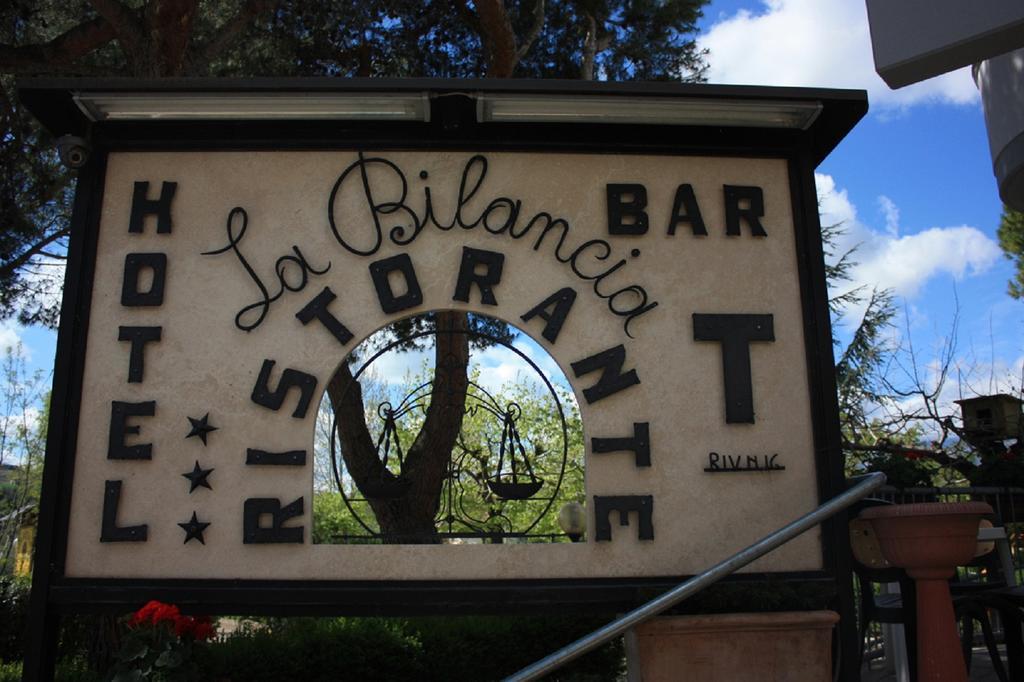 Hotel Ristorante La Bilancia Loreto Aprutino Luaran gambar